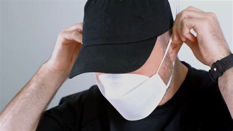 Apple Mask Unboxing Offers Closer Look At Face Masks Designed By People