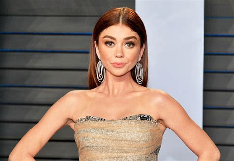 Sarah Hyland Shows Her Kidney Transplant Scars In 4th Of July