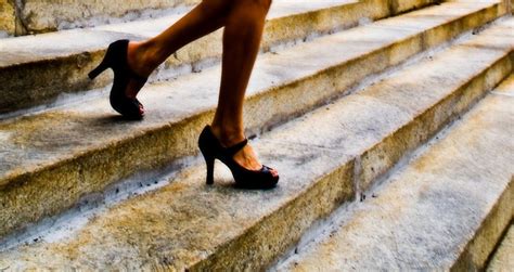 11 Easy Ways To Make High Heels More Comfortable No Matter The Scenario