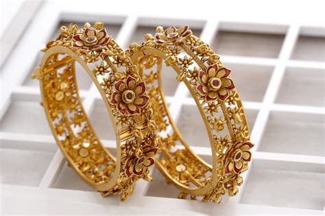 Kalyan Jewellers Gold Bangles Design 9000 Pendant Lighting Modern