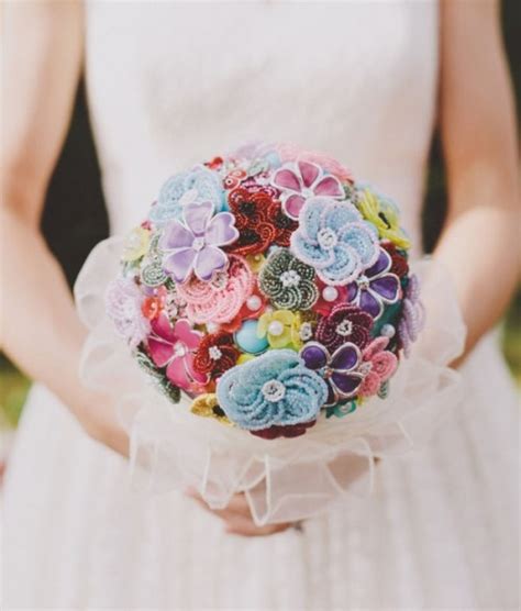 Check spelling or type a new query. 40 Unique And Non-Traditional Wedding Bouquets - Weddingomania