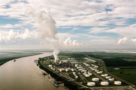 Louisianas Sinking Coast Is A 100 Billion Nightmare For Big Oil