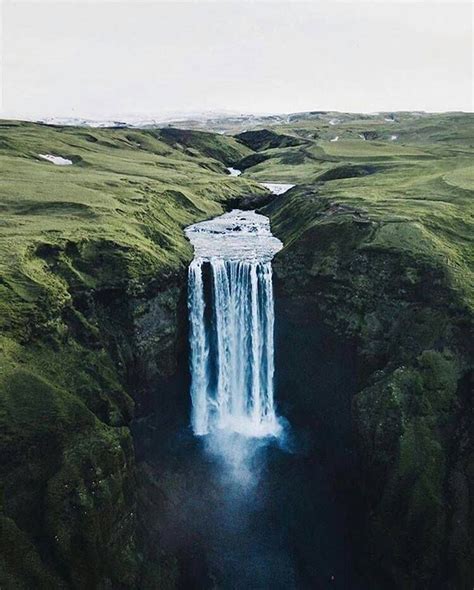 Icelandic Waterfall Waterfall Nature Scenery