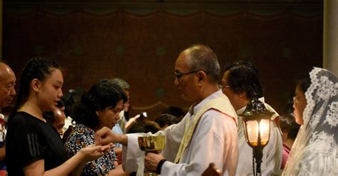 Firman tuhan pada ibadah kamis putih terambil dari yohanes 13 : Jadwal Misa Online Kamis Putih di Keuskupan Jakarta dan Semarang - Tirto.ID
