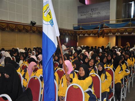 Bersempana hari koperasi negara peringkat negeri terengganu 2017, pihak angkasa dengan kerjasama koperasi smk ibrahim fikri bhd. masmat akhir | Portal Rasmi SM IMTIAZ YT KUALA TERENGGANU ...