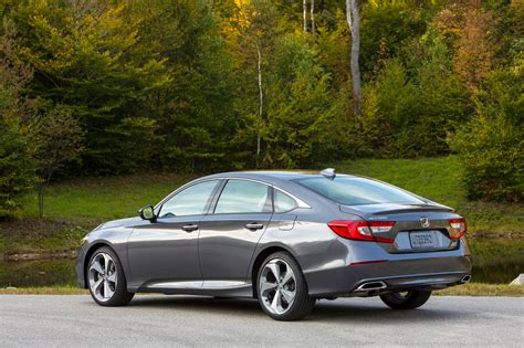 Honda accord deal of the day. Keeper: The 2018 Honda Accord 2.0T Touring