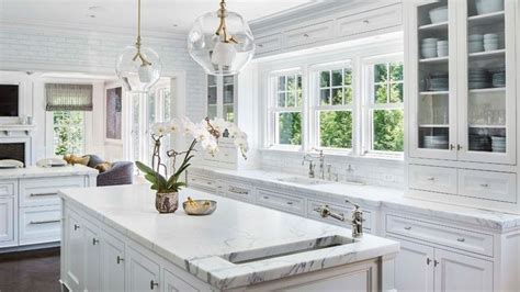 How to clean kitchen cabinet exteriors. 8 must-know techniques for keeping your kitchen cabinets ...