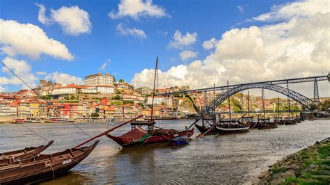 Porto is portugal's second largest city and the capital of the northern region. Passeios com motorista // Porto // Rent a Driver