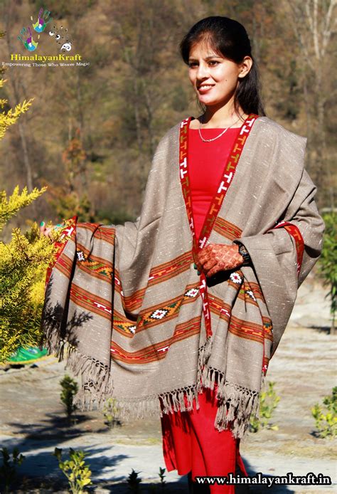 Kullu Handloom Pure Woolen Shawl Light Grey Loom Himalaya The Art Of