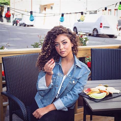 emelie battah on instagram “🍓” curly hair tutorial hair beauty curly hair styles