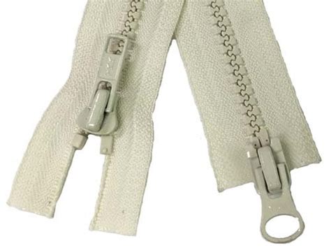 Ykk 5 Mt 2 Way Separating Zipper Old Style 40 Inch Ivory