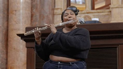 Lizzo Plays James Madisons Flute At Library Of Congress