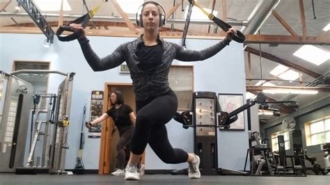Trx Curtsy Lunge With Knee Lift Youtube