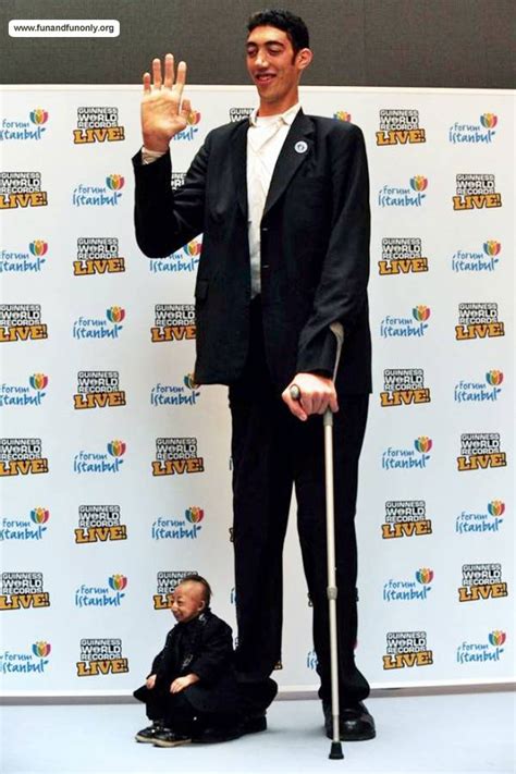 اطول رجل فى العالم صور رجل طويل جدا صوري