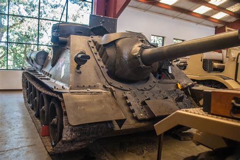 Su 100 Tank Destroyer A Powerful Wwii Era Soviet Tank Dest Flickr