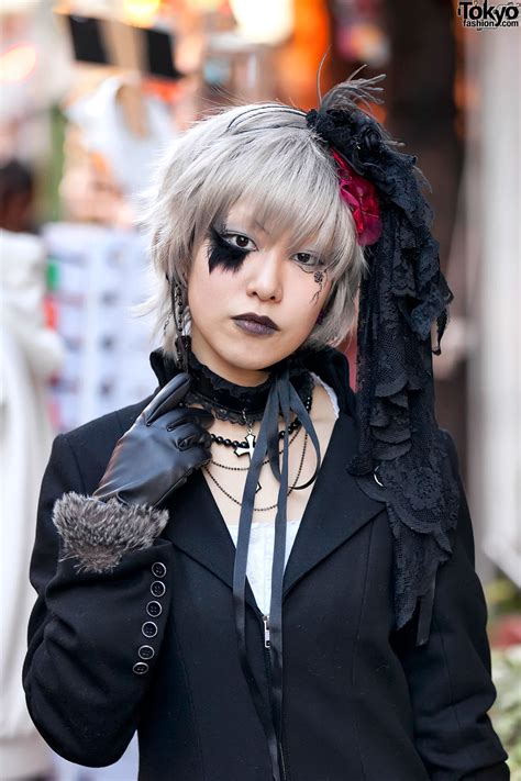 Japanese Girl With Gothic Hair And Makeup In Harajuku Tokyo Fashion