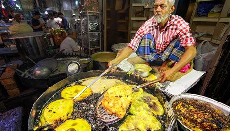 Salomon fish is wealthy in omega fatty acid, which is goof for well being and manage cholesterol level. Indian Street Food Tour in Mumbai, India | Street Food in ...