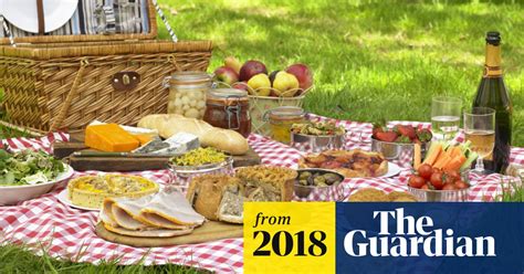 A Right Royal Picnic Tips To Turn A Wedding Invitation Into A Feast