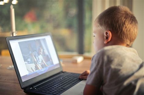 More Structure Fewer Screens Equals Healthier Kids In School Holidays