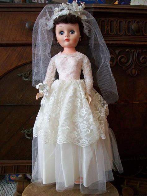 Beautiful Vintage Bonnie Bride Doll By Allied 1960 S 24 Doll In Great Condition With Box All