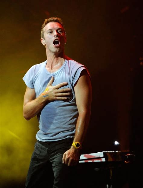 Coldplay S Chris Martin Struggled With Homophobia While Questioning Sexuality Mirror Online