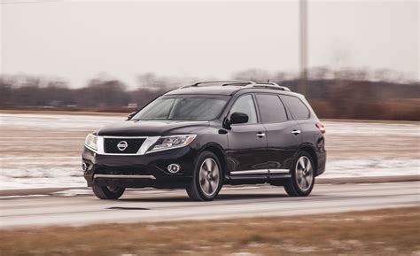 2014 Nissan Pathfinder Hybrid Awd Test Review Car And Driver