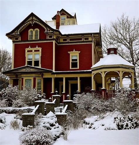 Pin By Cynth Miller On Victorian Exterior Victorian Homes Victorian