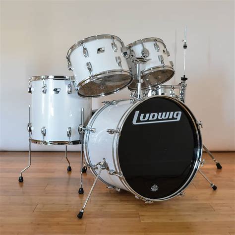 Ludwig Rocker Drum Set With Blackwhite Badges 1980s Reverb