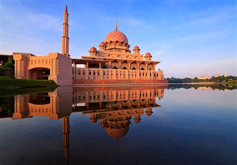 Go to the australian government department in malaysia can i choose the job i like? Putrajaya Travel Attractions Destinations @ Malaysia ...