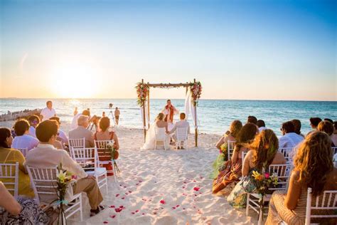 Cómo Organizar Una Boda En La Playa Be My Bride