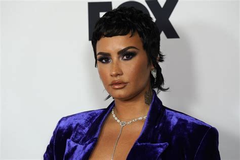 Demi Lovato Opens Up About Pronouns Gendered Bathrooms Los Angeles Times