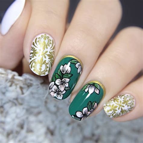 Looking to learn how to paint your nails at home? 12 Incredible Flower Nail Designs To Try This Weekend ...