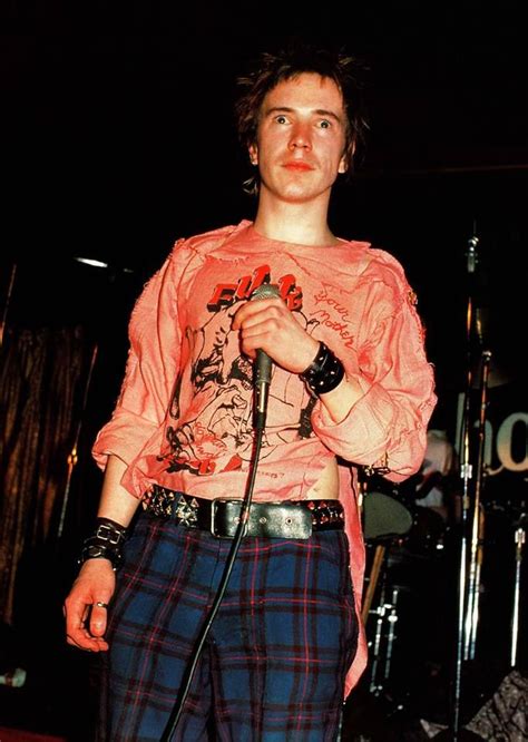 Johnny Rotten At The Longhorn 1978 Sex Pistols Johnny Rotten Punk