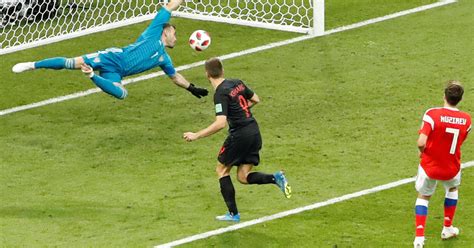 croatia defeats russia  shootout  reach world cup semifinals cbs news