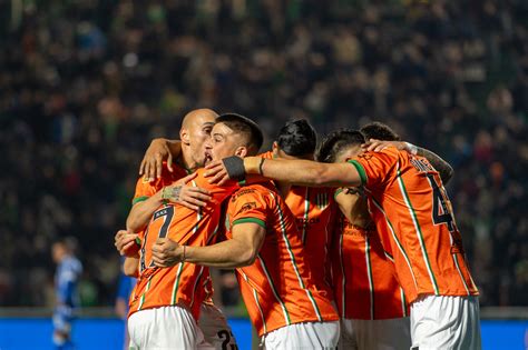 Banfield triunfó ante Godoy Cruz en el Lencho - Club Banfield