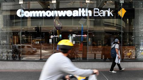 Cba said cash net profit after tax rose 19.8 per cent to a$8.65 billion in the year ended june 30, beating a consensus estimate. Commonwealth Bank shares the advisory love