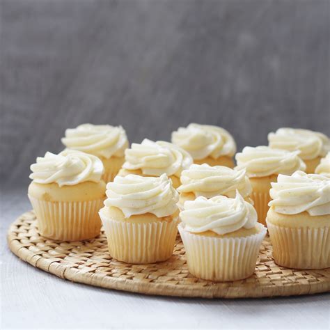 Vanilla Vanilla Mini Cupcakes Mini Cupcakes Vanilla Buttercream