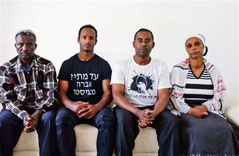 חמאס האשים את מצרים בהוצאה להורג של צעיר לוקה בנפשו שחצה את הגבול באזור רפיח. "החושך אותו חושך והאכזבה אותה אכזבה. אין לנו שום מידע על ...