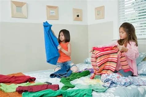 How To Fold Clothes Singapore Laundry
