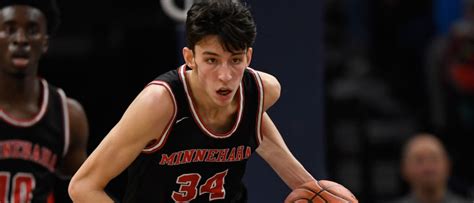 Espn #1 senior chet holmgren leads sizzle against #3 sophomore mikey williams and storm in jalen suggs, chet holmgren and the minnehaha boys put on 1 v 1 king of the court for us while we. Chet_Holmgren-e1591961886833.jpg