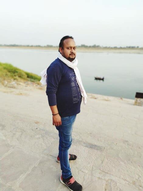 Premium Photo Shooltankeshwar Ganga River Ghats