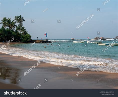 Hikkaduwa Sri Lanka March 4 2022 Stock Photo 2166987151 Shutterstock