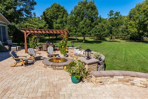 Ep henry's cast stone wall fire pit kit will make your backyard a year round gathering spot. Pin on Patio ideas