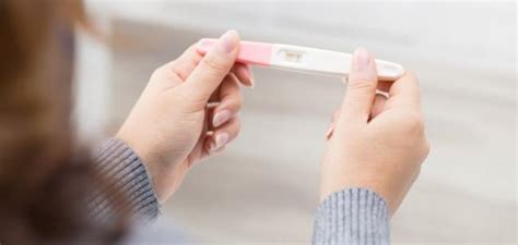 ظهور نقط سوداء على الجلد. كيف استخدم شريط اختبار الحمل - حياتكِ