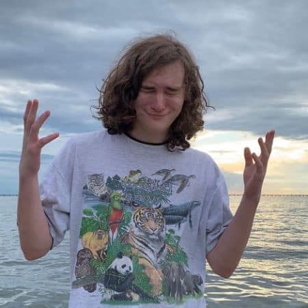 Последние твиты от toby greene (@toby_greene_). Toby Nichols Age, Height, Career, Girlfriend, Net Worth ...