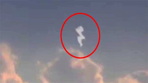 Mysterious Weird Shape Falls From The Sky Weird Things Happening
