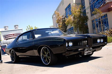 Old School Gto On A Modern Chassis Beautiful West Coast Customs