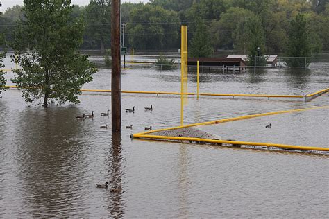 Photo Gallery From Weekend Flooding In Waterloo And Cedar Falls