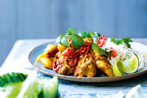 I was chuffed to have jamie help me cook this curry and also introducing him to some of my favourite regional indian flavours and dishes eaten across communities in india. Jamie Oliver's fragrant chicken and butter bean curry ...