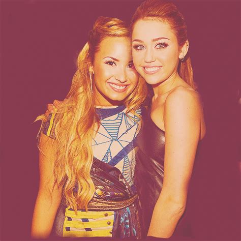 Miley Cyrus And Demi Lovato Op Tumblr Image 875400 By